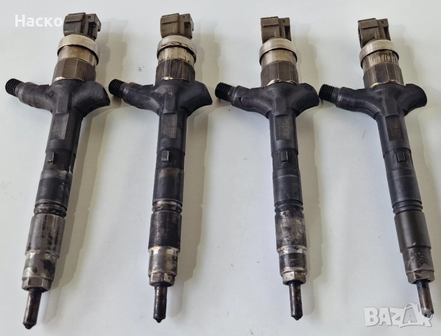 Дюза Дюзи Инжектори Инжектор Тойота Авенсис Т22 2.0 D4D Toyota Avensis T22 23670-27020, снимка 3 - Части - 52031334