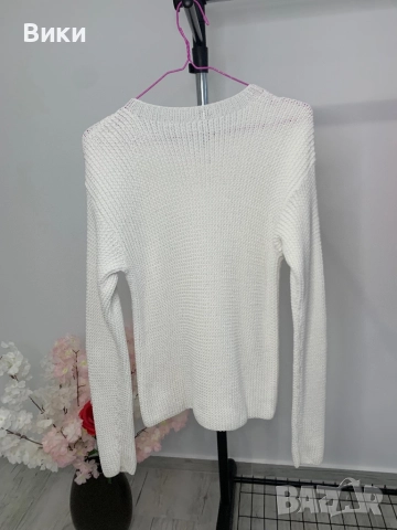 Бял пуловер универсален размер , снимка 12 - Блузи с дълъг ръкав и пуловери - 51663608