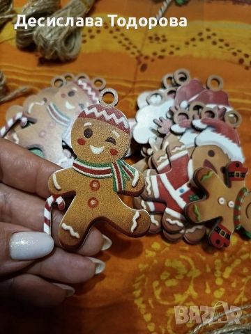 Коледна дървена играчка с късметче , снимка 2 - Декорация за дома - 52575173