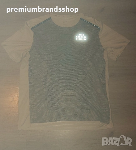 Nike running division тениска M, снимка 2 - Тениски - 52133776