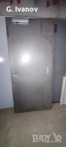 Продавам нови  Метални Противопожарни Врати за мазета складове вили, снимка 5 - Други - 43899714