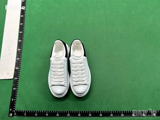 дамски маратонки Alexander McQueen , снимка 3 - Маратонки - 52717340