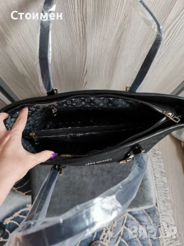 Продавам разкошна чанта, снимка 4 - Чанти - 48480304