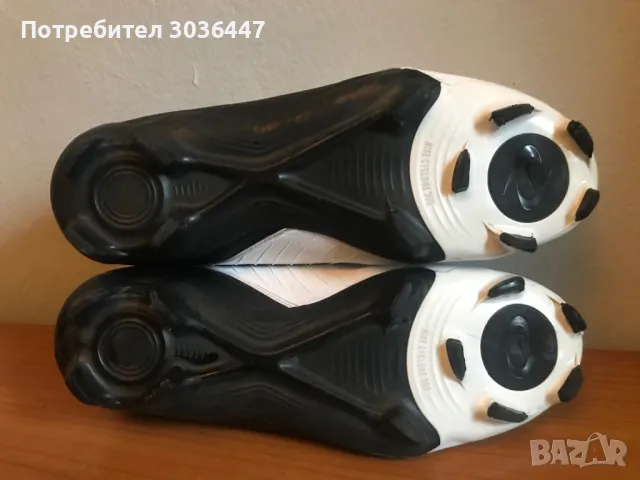 Детски футболни обувки NIKE Phantom GX 2 Academy MG, 40,5 номер, снимка 8 - Футбол - 47934790