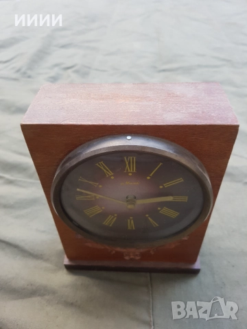 Каменен часовник Маяк