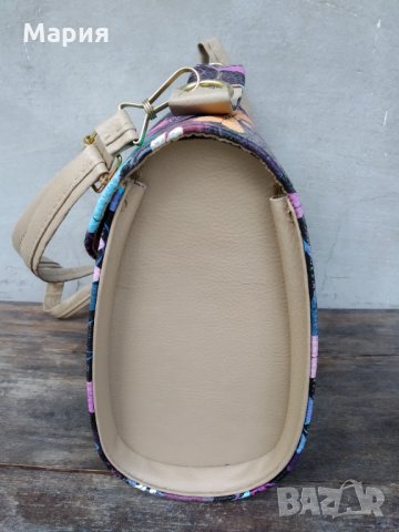 Дамска чанта с водни кончета, снимка 4 - Чанти - 32966553