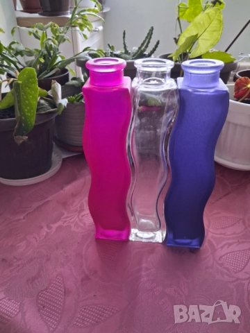 Вази - 3 броя, различни цветове