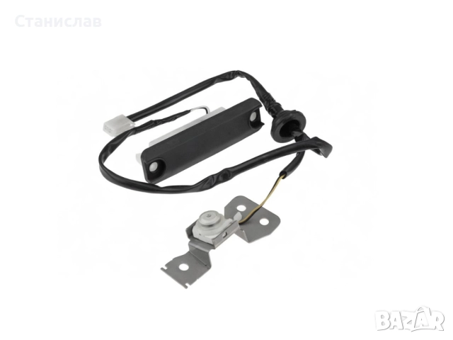 Бутон за ел багажник Toyota Prius MK2