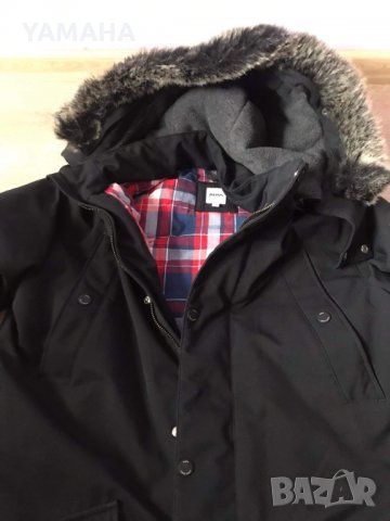 Hugo Boss  Юношеско  Яке  16г.   100%  ОРИГИНАЛ , снимка 3 - Детски якета и елеци - 35400141