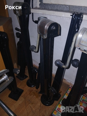 Винтови крикове лада,бмв,мерцедес,фв нови оем оргинални, снимка 5 - Аксесоари и консумативи - 51934596