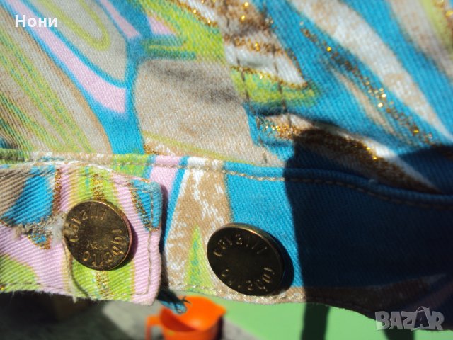 Късо оригинално дънково яке на Роберто Кавали , снимка 9 - Якета - 26847058