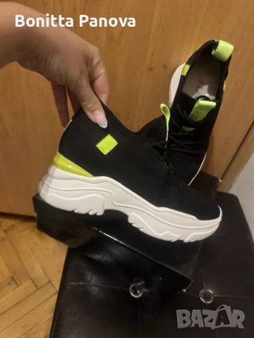 Черни маратонки на платформа