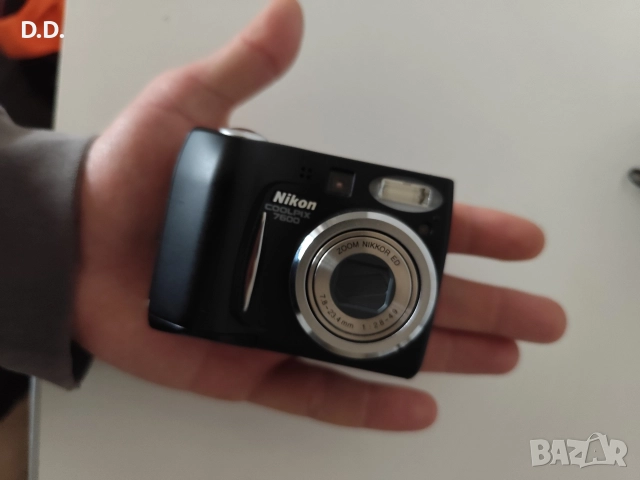 Дигитален фотоапарат Nikon Coopix 7600, снимка 6 - Фотоапарати - 52996894