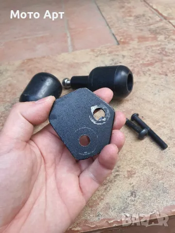 Kawasaki er6n Кавазаки ер6н 2014-2019 оригинални краш тапи защита Crash Bar Slider Слайдери, снимка 5 - Аксесоари и консумативи - 50392637