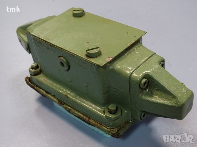 хидравличен разпределител Orsta TGL 10935, снимка 6 - Резервни части за машини - 35033050