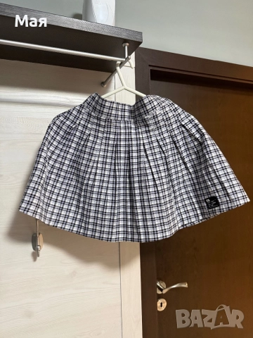 Продавам нова пола на Бершка размер SM. , снимка 2 - Поли - 52098297