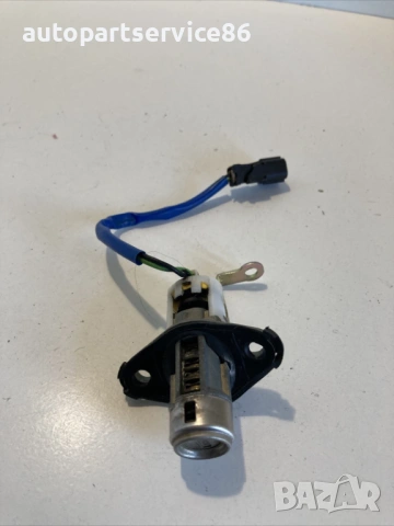 Цилиндър на ключалката на задния капак за KIA Sportage 2.7 (2007)