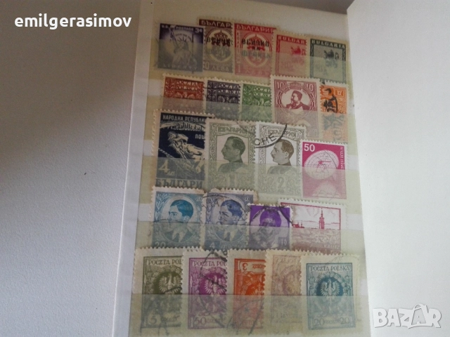  Класьор с пощенски марки и стари съветски картички.., снимка 7 - Филателия - 51540445