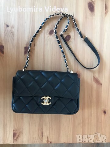 Черна дамска чанта, снимка 2 - Чанти - 38013188