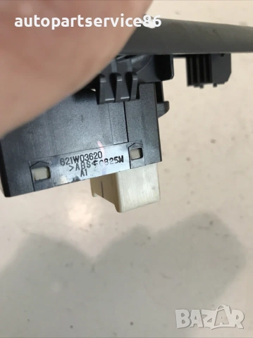 Превключвател за задно ляво стъкло на врата за KIA Cerato 1.5 CRDi (2004) 621W03620, снимка 2 - Части - 53255826