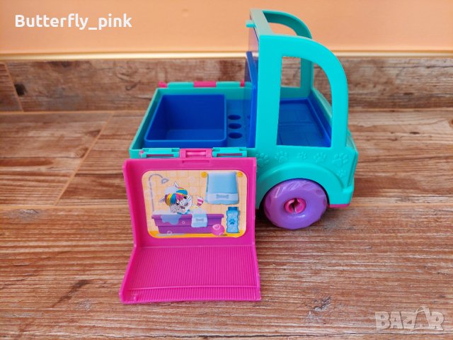 Голяма кола-кемпер за кукли, снимка 6 - Кукли - 43596930