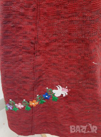 Етно червена вълнена престилка, част от носия(16.3), снимка 7 - Антикварни и старинни предмети - 43689107