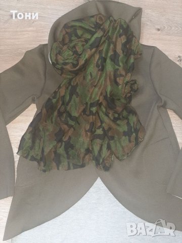 Дамски анорак и шал