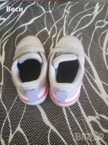 Детски маратонки адидас , снимка 4 - Детски маратонки - 44060810