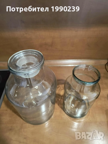 Стъклен буркан – вместимост 2,5 литра, снимка 2 - Буркани, бутилки и капачки - 52282771