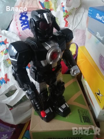 Робот със звук, светлини и движение + подарък , снимка 3 - Електрически играчки - 43661625