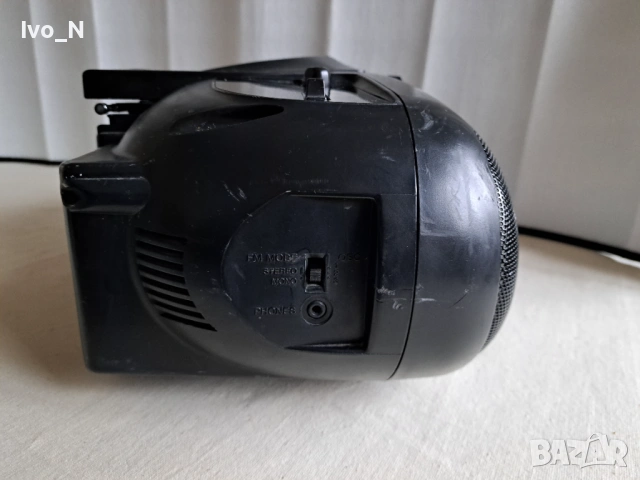 CD радиокасетофон Philips AZ 1000., снимка 4 - Радиокасетофони, транзистори - 53442883