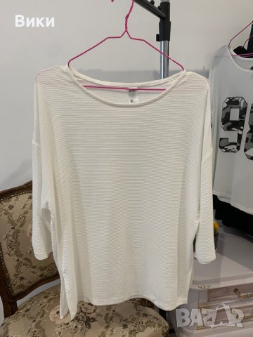 Дамска блуза в размер M/L, снимка 1 - Блузи с дълъг ръкав и пуловери - 43989065