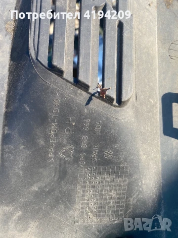 Vw polo 2009-2014 решетка броня , снимка 2 - Части - 51145709