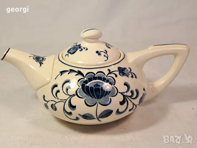 холандски порцеланов чайник 21/5