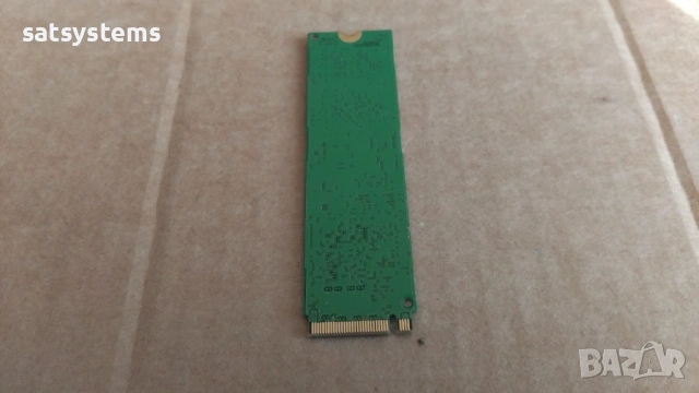 MZ-VKW1T00 Samsung SM961 1TB PCI Express 3.0 x4 NVMe M.2 2280 Solid State Drive, снимка 4 - Твърди дискове - 53591816