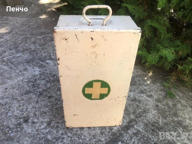 стара немска военна аптечка - WEHRMACHT - WWII - ОРИГИНАЛ, снимка 2 - Антикварни и старинни предмети - 51438644