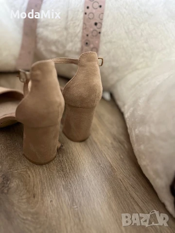 Токчета✨, снимка 2 - Дамски обувки на ток - 51192245