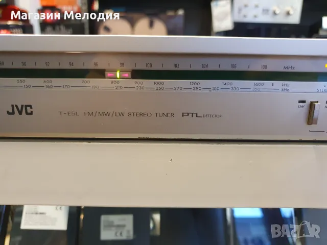 Тунер JVC T-E5L В отлично техническо и визуално състояние., снимка 4 - Декове - 47535652