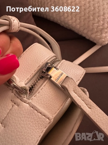 Дамска чанта Calvin Klein, снимка 6 - Чанти - 51658615