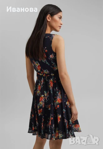 ESPRIT Прекрасна флорална лятна рокля/рокличка. Намалена от 139 лв, снимка 4 - Рокли - 50594103