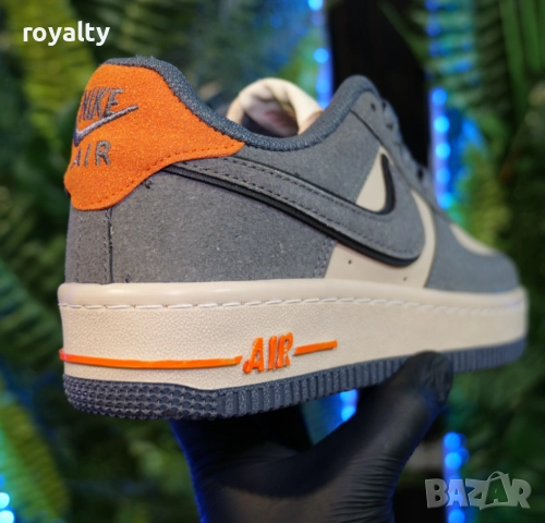 Дамски Маратонки Nike Air Force 1 сиво с оранжево, снимка 3 - Маратонки - 51631504