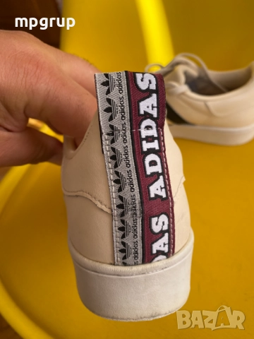 Продавам оригинални маратонки Adidas, снимка 3 - Маратонки - 52352665