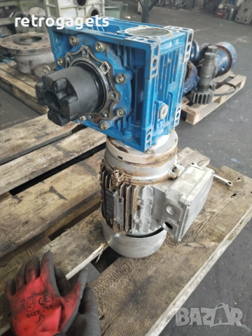 Ремонт и производство на Редуктори, снимка 2 - Други машини и части - 52937562