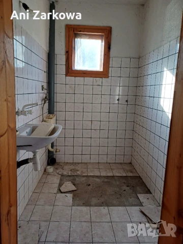 Продавам къща в с.Радуил, снимка 8 - Къщи - 50833099