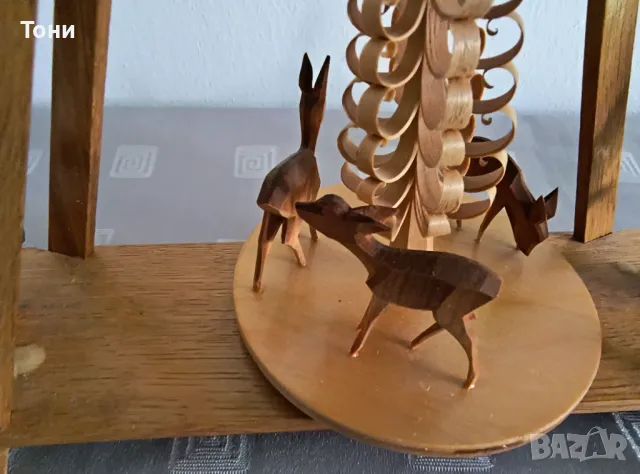 Винтидж Коледна пирамида Carousel Original Erzgebirge Expertic Hergestellt IN DER DDR, снимка 6 - Антикварни и старинни предмети - 50178531