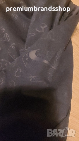 Nike shield блуза ветровка L, снимка 3 - Блузи - 52156030