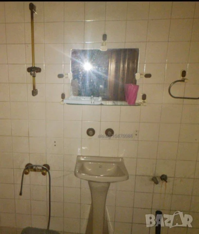 Продавам в гр.Тетевен имот ведно с 4 жил.сгради,гараж и стоп.постройка, снимка 8 - Къщи - 51406240