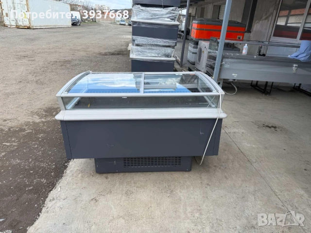 Островна хладилна витрина Carrier с плъзгащи врати на контакт, снимка 8 - Витрини - 53442791