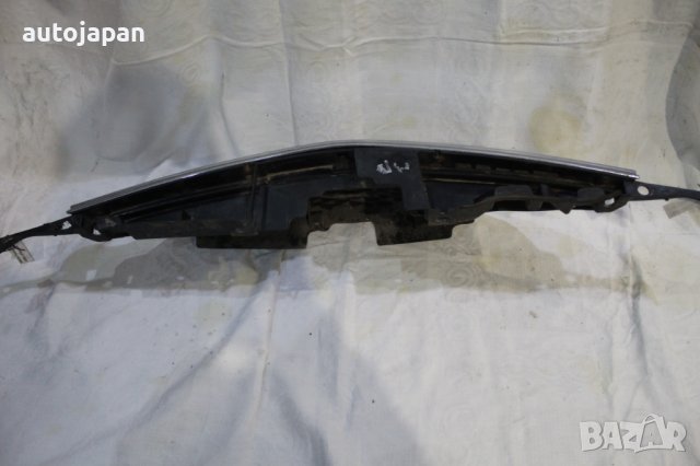 Предна решетка с емблема Мазда премаси цп 1.8 99г Mazda premacy cp 1.8 1999, снимка 4 - Части - 43313575