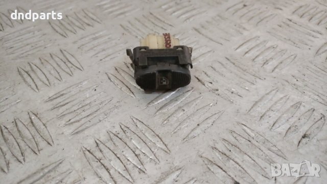 Бутон стъкло VW Sharan 1998г.(заден десен)	